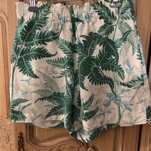 H&M Green Leaf Print Women's Shorts